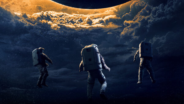 Wallpaper Astronaut, Moonfall