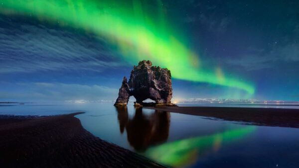 Wallpaper Aurora, Water, Blue, Iceland, Nighttime, Sky, Reflection, Nature, Mountain, Rock, During, Borealis