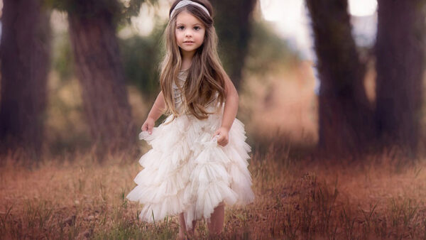 Wallpaper Little, Background, Dress, Blur, Standing, Girl, Desktop, Cute, White, Wearing