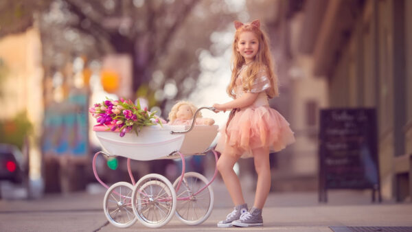 Wallpaper Color, With, Little, Very, Standing, Cute, Peach, Near, Trolley, Wearing, Doll, Frock, Girl, Flowers, And