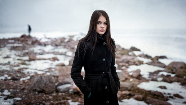 Wallpaper Background, Snow, Wearing, Girl, Standing, Beautiful, Dress, Blur, Girls, Field, Black, Model