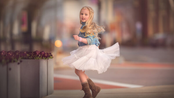 Wallpaper Jeans, And, Little, Standing, Girl, Blur, Background, Skirt, Shirt, White, Cute, Wearing, Blue