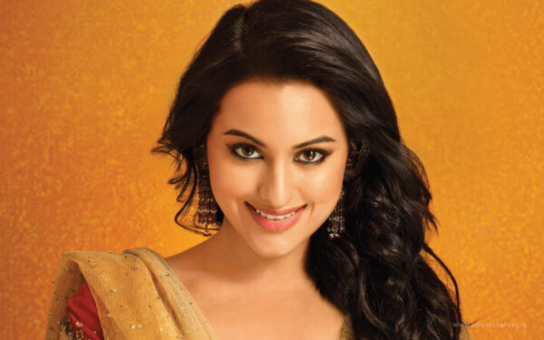 Wallpaper Sonakshi, Sinha