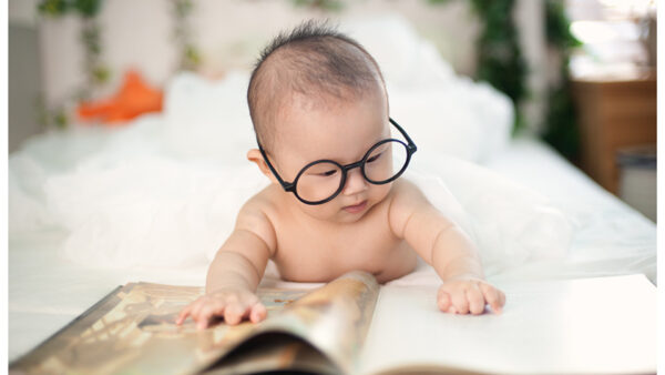 Wallpaper Covering, Eyeglasses, With, Seeing, Cute, Book, Cloth, White, Baby