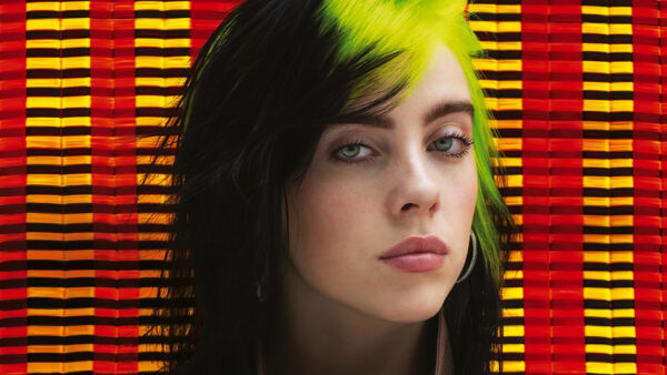 Wallpaper Ash, Billie, Yellow, Eyes, Red, Desktop, Eilish, With, Green, And, Celebrities, Hair, Background, Looking, Cute, Strips