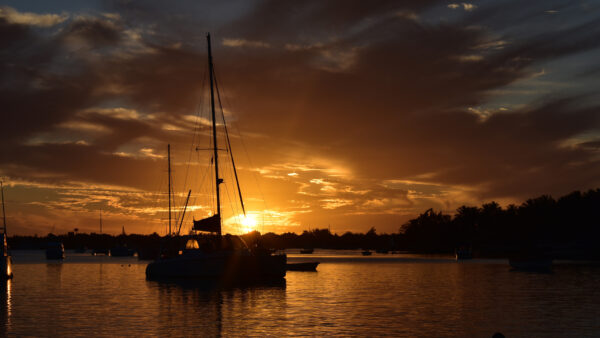 Wallpaper Sunset, Under, Cloudy, Sail, Mobile, Sky, Boats, Nature, Lake, Desktop, During