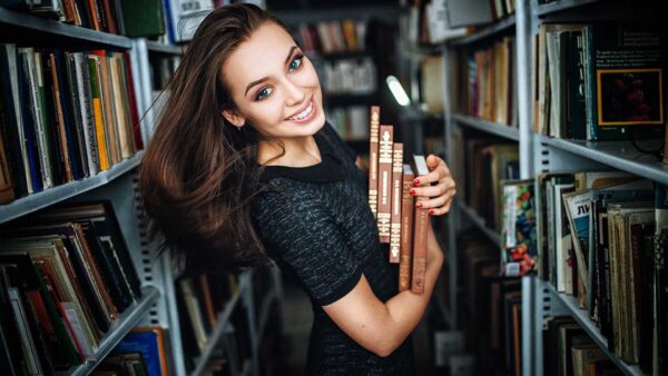 Wallpaper Standing, Smiling, Girls, Books, Black, Model, Bookshelves, Between, Girl, With, Dress, Wearing