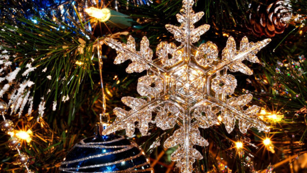 Wallpaper Glare, Tree, Snowflake, View, Closeup, Lights, Christmas