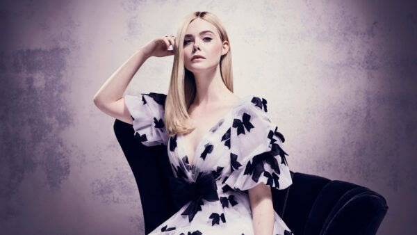 Wallpaper Gown, Couch, Desktop, Fanning, Mary, Purple, And, Elle, Sitting, Black, With