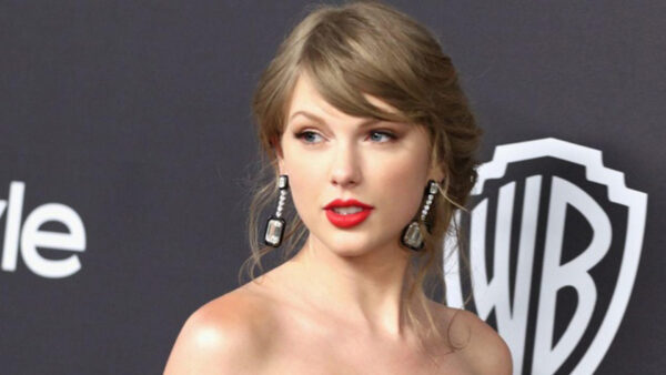 Wallpaper Stone, Red, Wearing, Swift, Taylor, Earrings, Lipstick, And