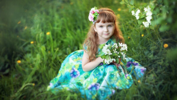 Wallpaper Flowers, Green, With, Printed, Sitting, Colorful, Little, Desktop, Dress, Wearing, Girl, Grass, Cute