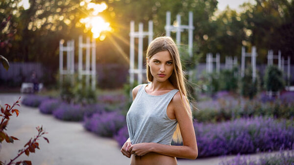 Wallpaper Light, Girl, Ash, Wearing, Blur, Top, Blue, And, Standing, Garden, Girls, Jeans, Background, Model