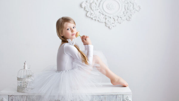 Wallpaper Table, Sitting, White, Dress, Girl, Little, Background, Wearing, Cute, WALL