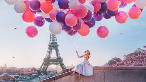 Wallpaper Girl, WALL, Travel, Balloons, Tower, With, Eiffel, Desktop, Lots, Sitting, Background, Paris, The