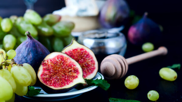 Wallpaper Fruit, Fig, Grapes