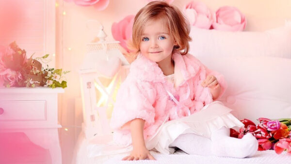 Wallpaper Eyes, Wearing, Pink, Little, Girl, Sitting, Cute, Light, Bed, Blue, Dress, White