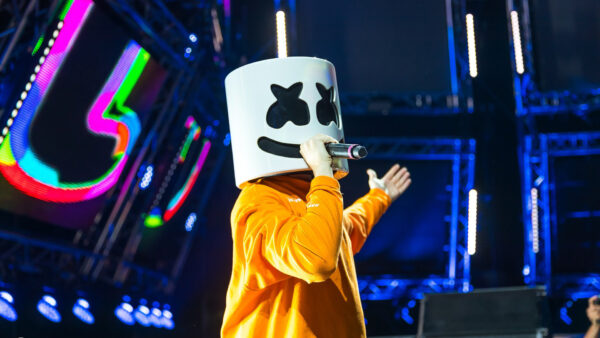 Wallpaper Standing, With, Background, Wearing, Dress, Blue, Yellow, Lights, Mike, Marshmello
