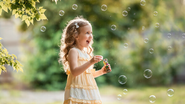 Wallpaper Desktop, Playing, Smiling, Child, Girl, Little, Bubbles, With, Cute