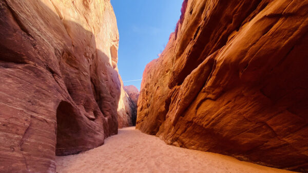 Wallpaper Sand, Brown, Nature, Under, Rocks, Blue, With, Sky, Sunrays, Desktop, Mobile, Canyon