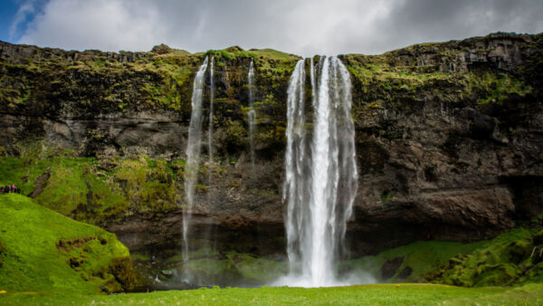 Wallpaper Mountain, Desktop, From, Waterfall, Sky, Algae, Pouring, Nature, Clouds, Lake, Background, Blue, Rocks, Mobile, Covered