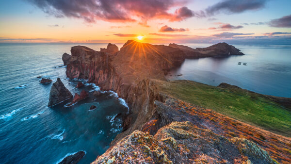 Wallpaper Under, Ocean, Sunset, Clouds, Coast, Black, Rock, Waves, Sky, Mountain, Blue, During, Greenery, Nature