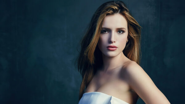 Wallpaper Background, Thorne, Wearing, Forest, Cute, Photo, Celebrities, For, Desktop, White, Green, Bella, Dress, Posing