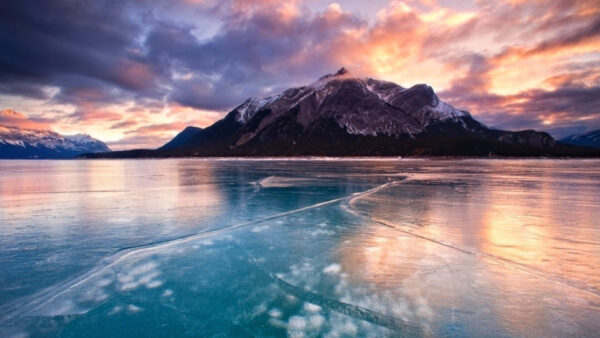 Wallpaper Mountains, With, White, Nature, View, Fog, Covered, Under, Reflection, Clouds, Black, Sky, Yellow, Water, Landscape, Frozen