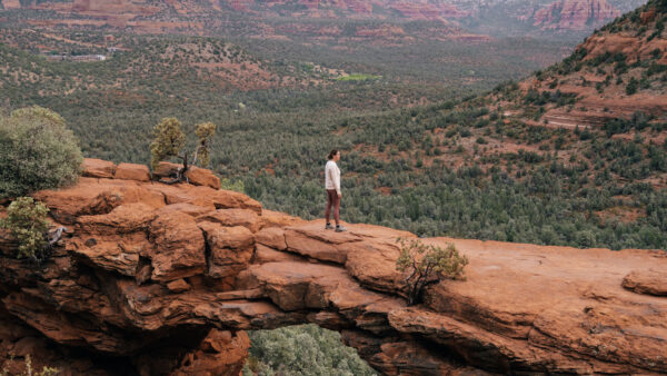 Wallpaper Girl, Standing, Canyon, Alone