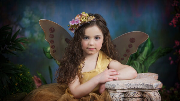 Wallpaper Stone, Wings, Little, Girl, Having, Golden, Stand, Desktop, Color, Cute, Hand, Back, Placing, Dress, Wearing