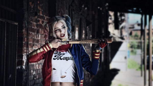 Wallpaper Halloween, Standing, Front, Girl, WALL, Building, Harley, Quinn, Brick, With, Costume