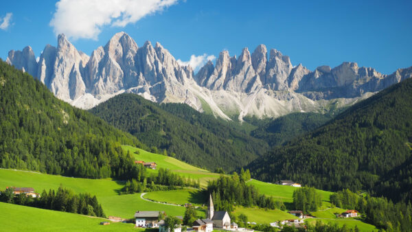 Wallpaper View, Green, Houses, White, Valley, Slope, Nature, Landscape, Grass, Desktop, Trees, Mobile, Mountains