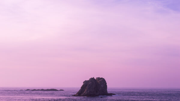 Wallpaper Ocean, Center, During, Daytime, Rock, Purple, Desktop