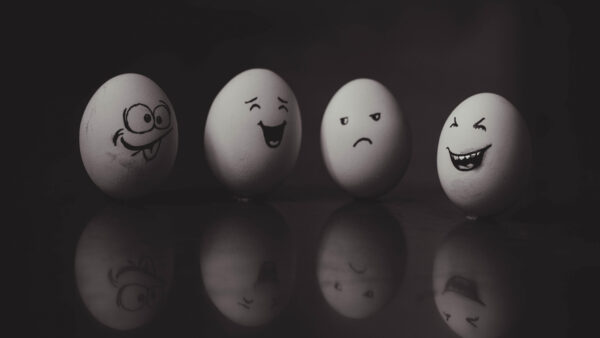 Wallpaper Expressions, Reflection, Eggs, Background, Floor, Face, Black, Funny