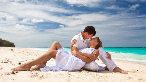 Wallpaper White, Wearing, Dress, Sand, Couple, Beach, Sitting