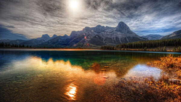 Wallpaper Desktop, Mountains, During, And, Gray, Near, Mountain, Nature, Daytime, Reflection, Water, With, Body, Calm