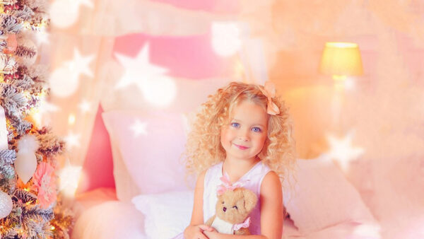Wallpaper Background, Girl, Sitting, Curly, Cute, With, Hair, Desktop, Pink, WALL, Toy