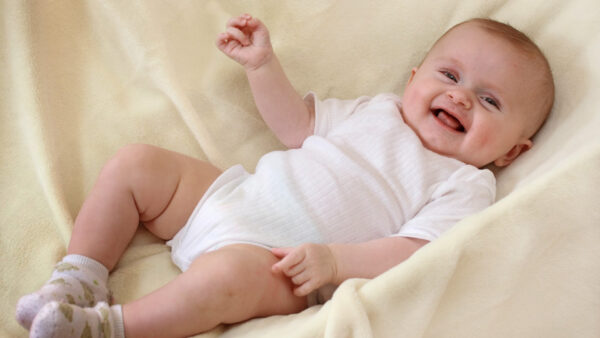 Wallpaper Wearing, White, Smiling, Baby, Down, Textile, New, Cute, Dress, Born, Lying