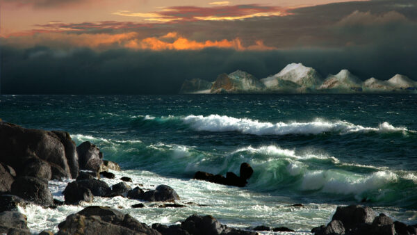 Wallpaper Nature, Mountains, White, Waves, Beautiful, Ocean, Under, Black, Stones, Clouds, Sky