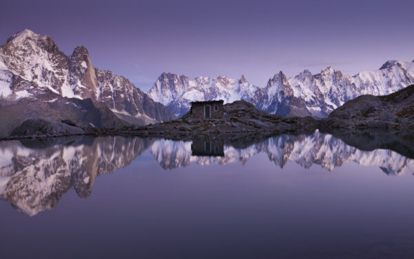 Wallpaper Cabin, Mountains, Reflections