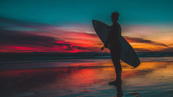 Wallpaper Shore, Creative, Surfer, Surfing, Sunset, Twilight, Desktop