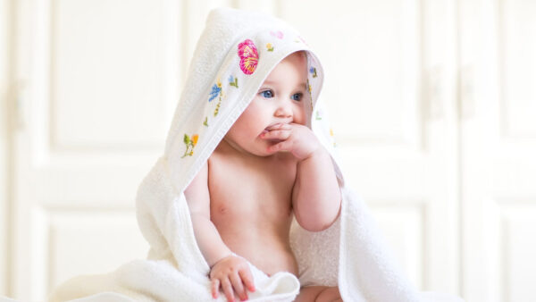 Wallpaper Eyes, Blue, With, Towel, Baby, Background, White, Cute, Child, Covering