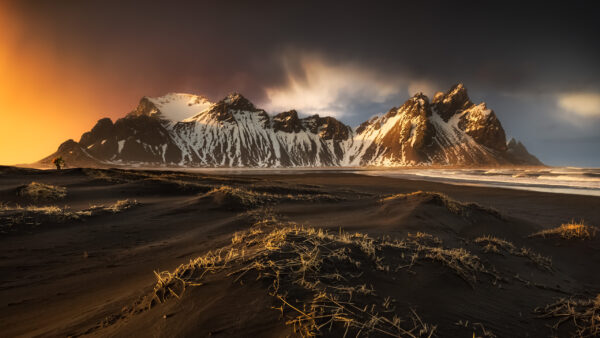 Wallpaper Under, Nature, Rock, Snow, Clouds, Black, White, Sand, With, Mountains, Sky, Blue