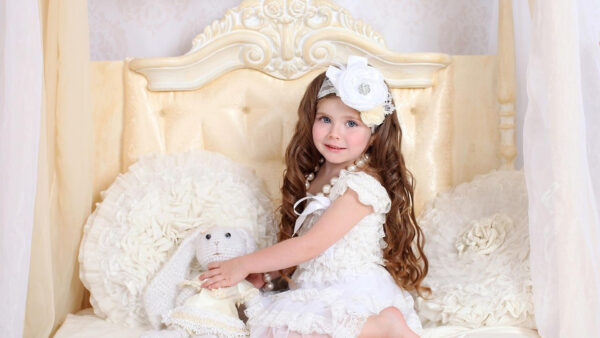 Wallpaper Dress, Little, Girl, Wearing, Bed, Lacey, With, Toy, Sitting, White, Cute