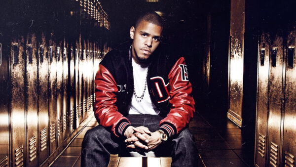 Wallpaper And, Cole, Music, T-Shirt, Red, Overcoat, Chair, Desktop, Sitting, White, Wearing, Black