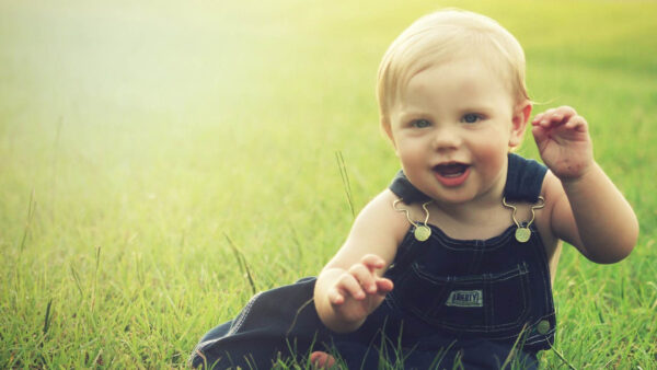 Wallpaper Baby, Green, Grass, Desktop, Field, Cute, Playing, Boy