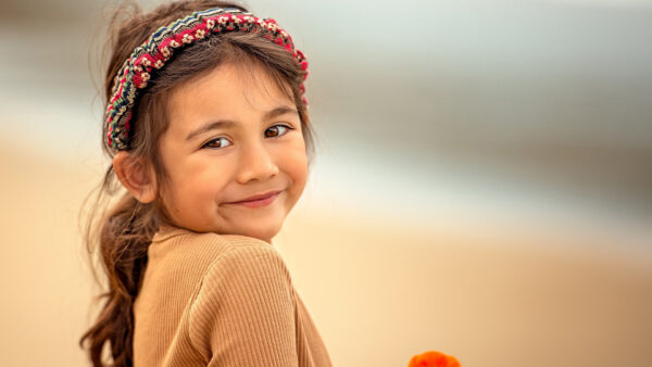 Wallpaper Headband, Girl, Little, Smiley, Cute, Wearing, Brown, And, Beach, Overcoat, Background