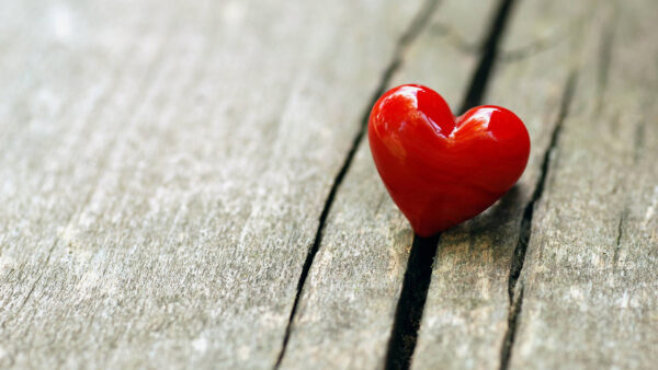 Wallpaper Red, Heart, Desktop, Table, Wooden