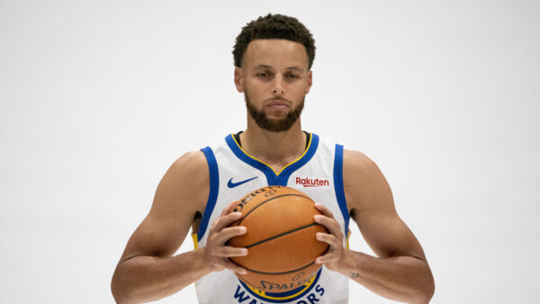 Wallpaper Sports, Blue, Background, Dress, Standing, Wearing, White, Curry, With, Basketball, Stephen