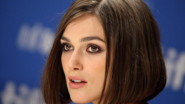 Wallpaper Look, Mobile, Eyes, Knightley, Short, Desktop, With, Cute, Hair, And, Keira, Brown