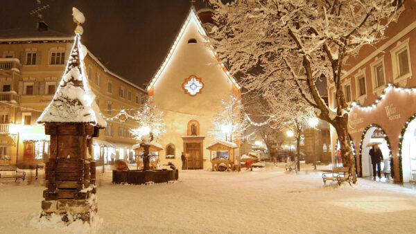 Wallpaper Church, With, Christmas, Snow, Desktop, Covered, Lights